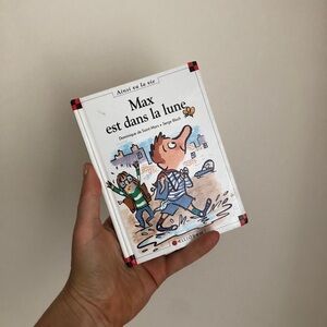 Vintage “Max est dans la lune” French Kid’s Book